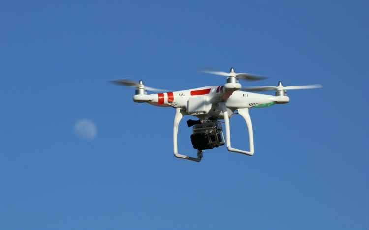 Drones, por incursionar en sector de mensajería